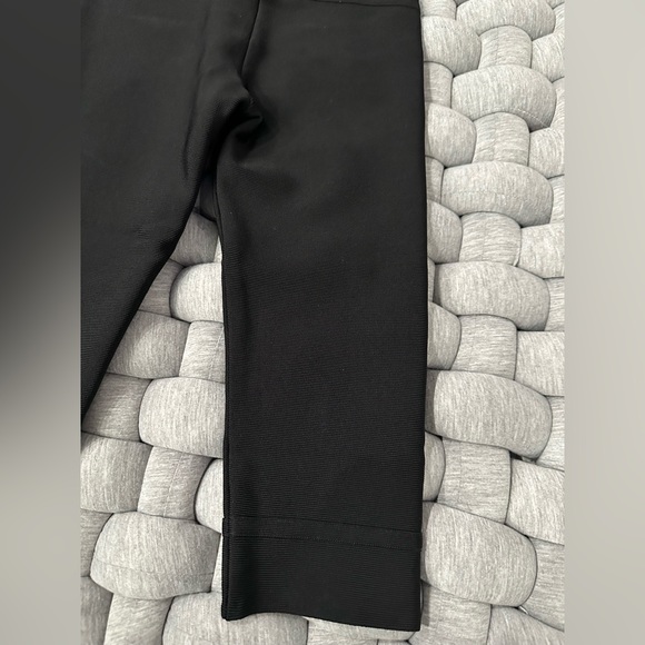 Herve Leger cropped black leggings size extra small - Picture 10 of 14